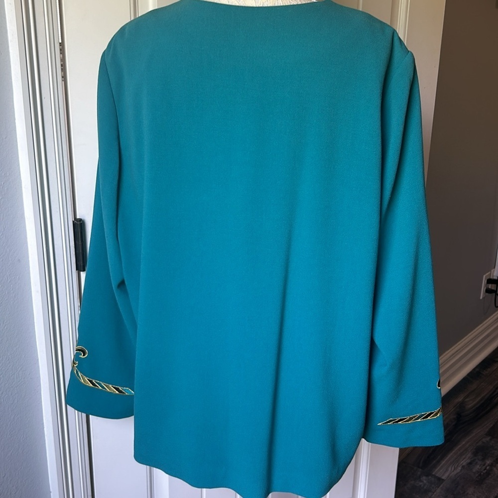 Bob Mackie Wearable Art Teal Embroidered Women's Jacket Fleur De Lis Size 1X - Picture 8 of 9